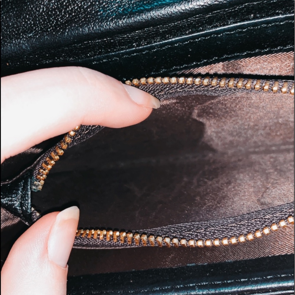 *sold* RARE VINTAGE PRADA Puffy Stitch Clutch - Picture 8 of 11